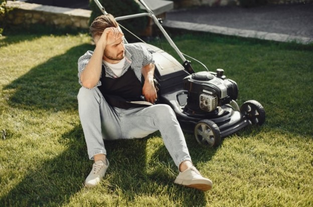 Identifying and Solving Common Lawn Care Challenges in Katy